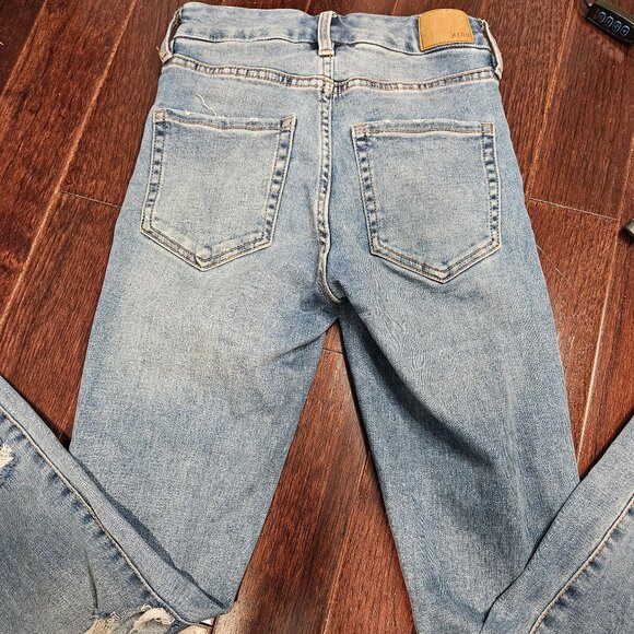 Aeropostale Jeans, Distressed, Size 00 - Picture 5 of 8